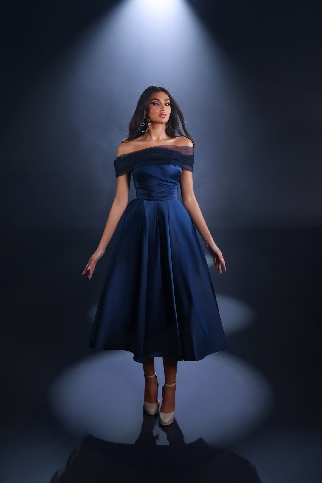 Nicoletta - NC4041 (Available in Navy, Emerald Green and Ivory)