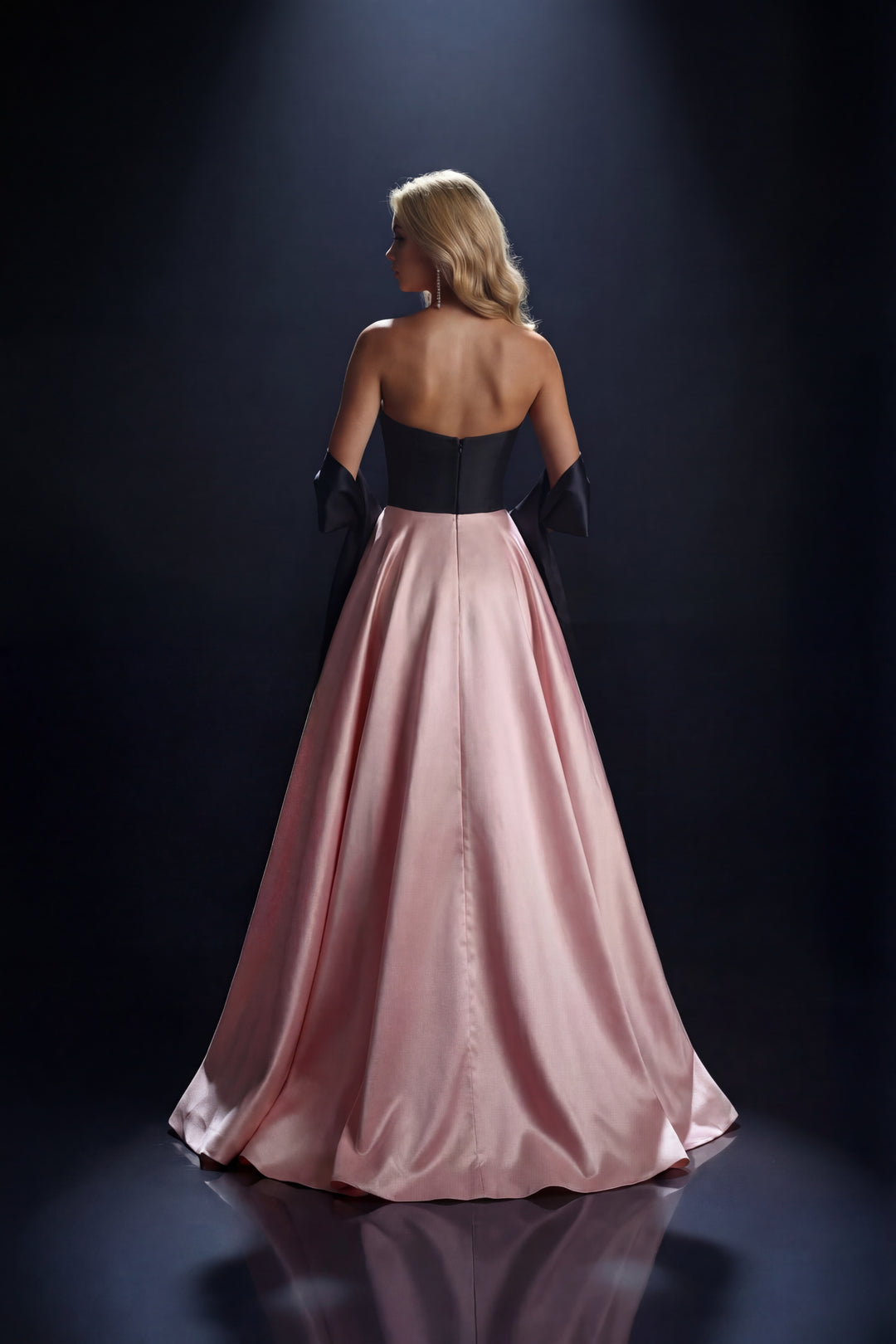 Nicoletta - NC4042 (Available in Cobalt, Black/Baby Pink and Ivory/Black)