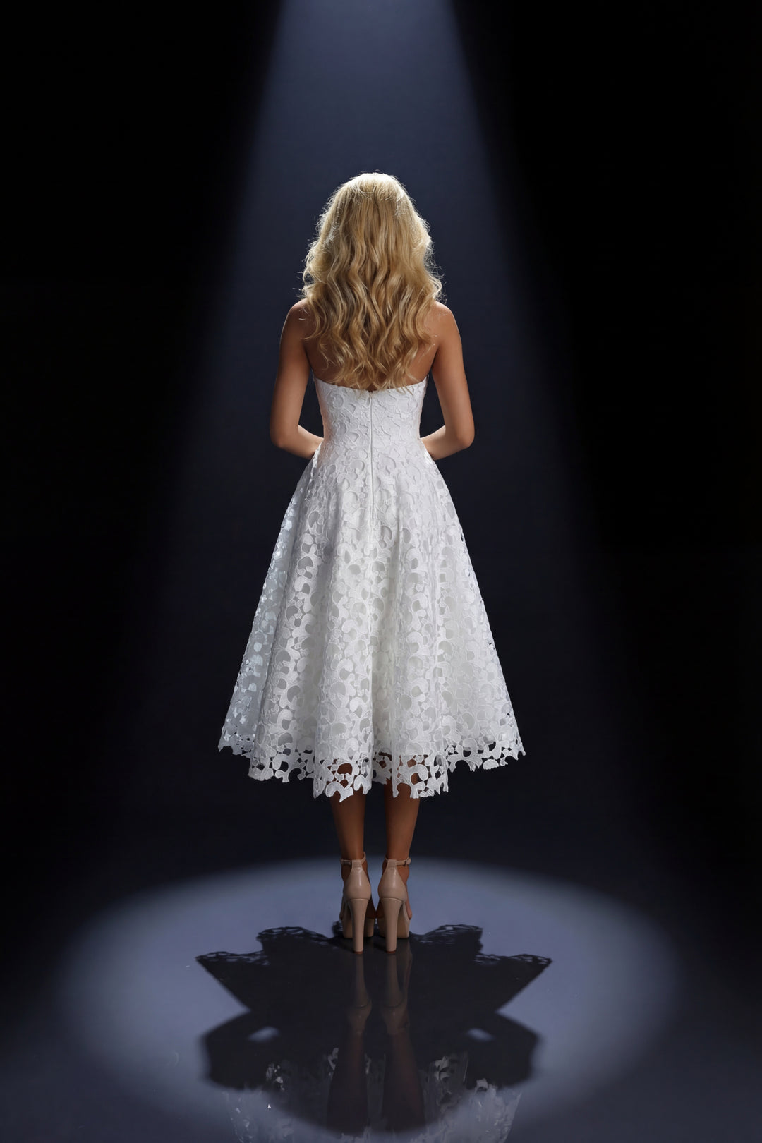 Nicoletta - NC4052 (Available in Ivory)