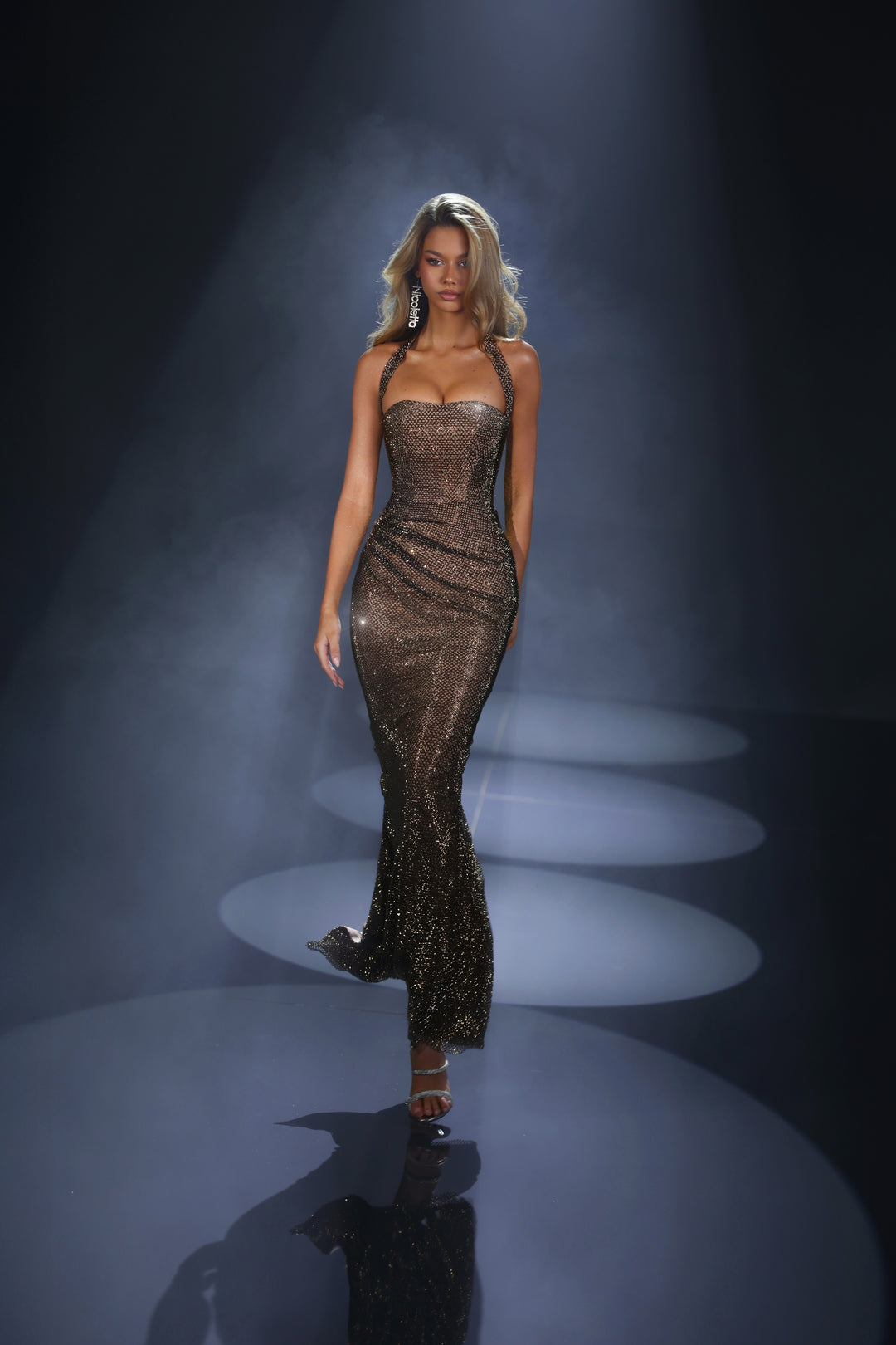 Nicoletta - NC4063 (Available in Gold)