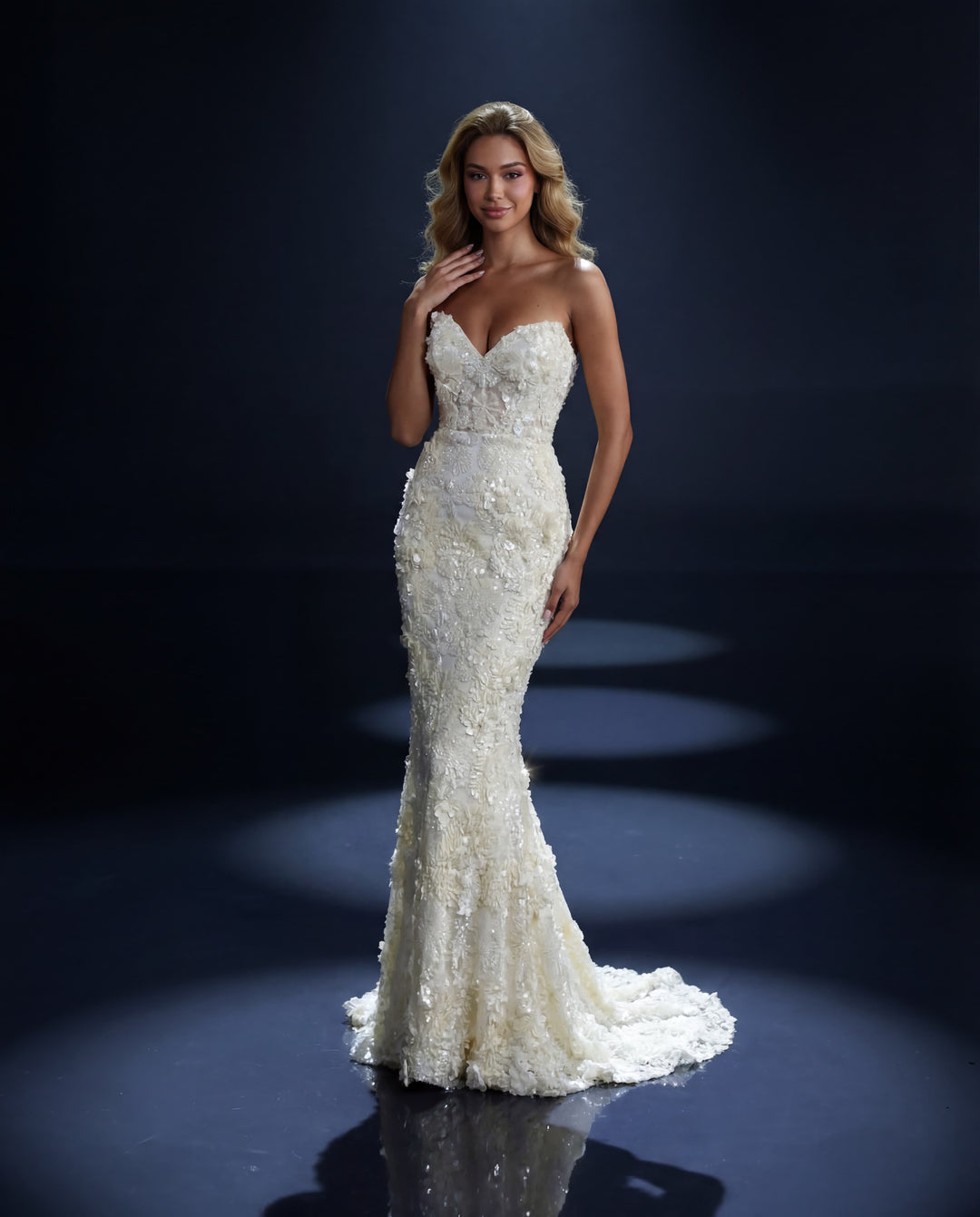 Nicoletta - NC4064 (Available in Ivory, Black and Platinum)