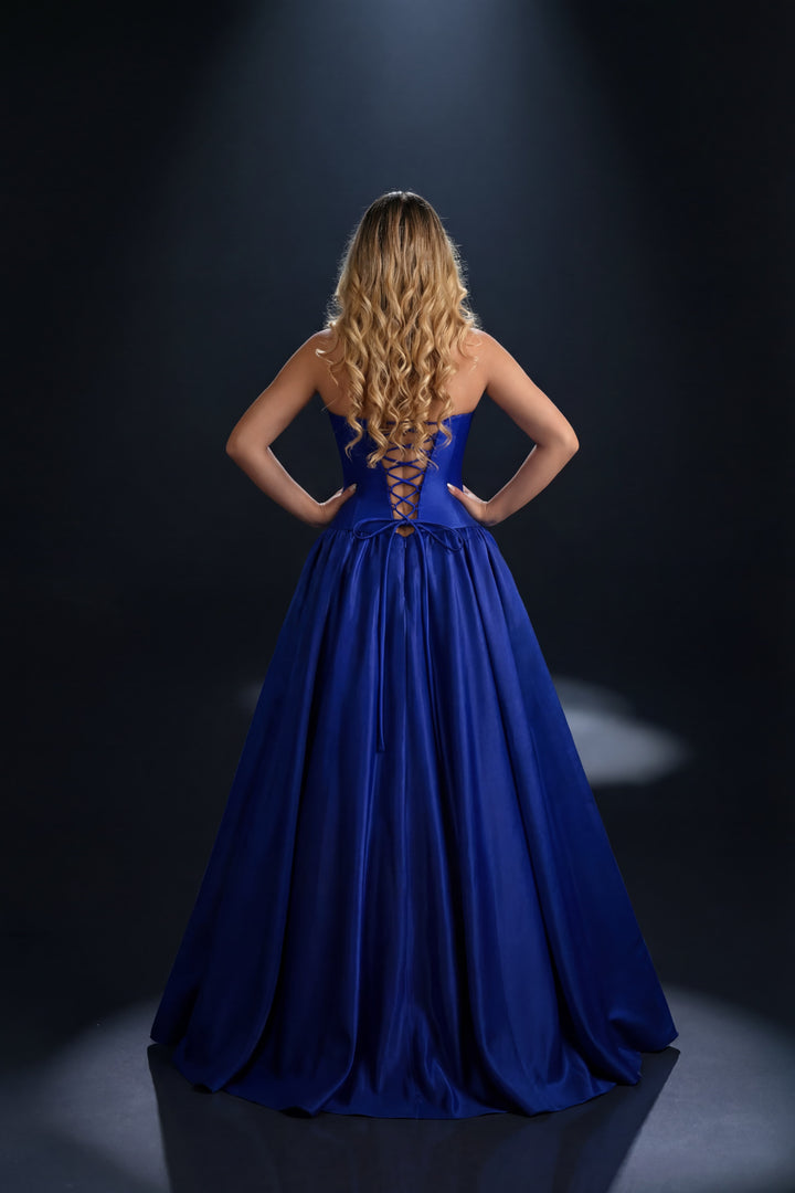 Nicoletta - NC4080 (Available in Red, Black and Cobalt)