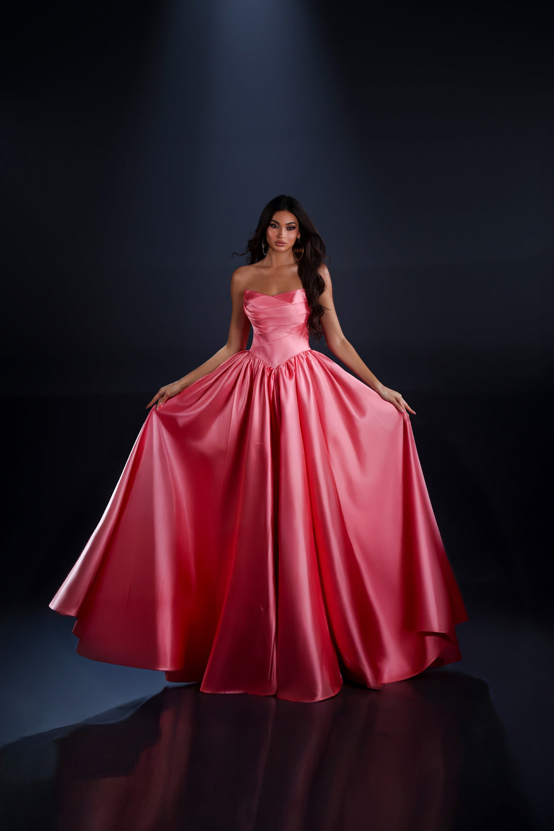 Nicoletta - NC4083 (Available in Light Gold, White, Coral, Burnt Umber and Navy)