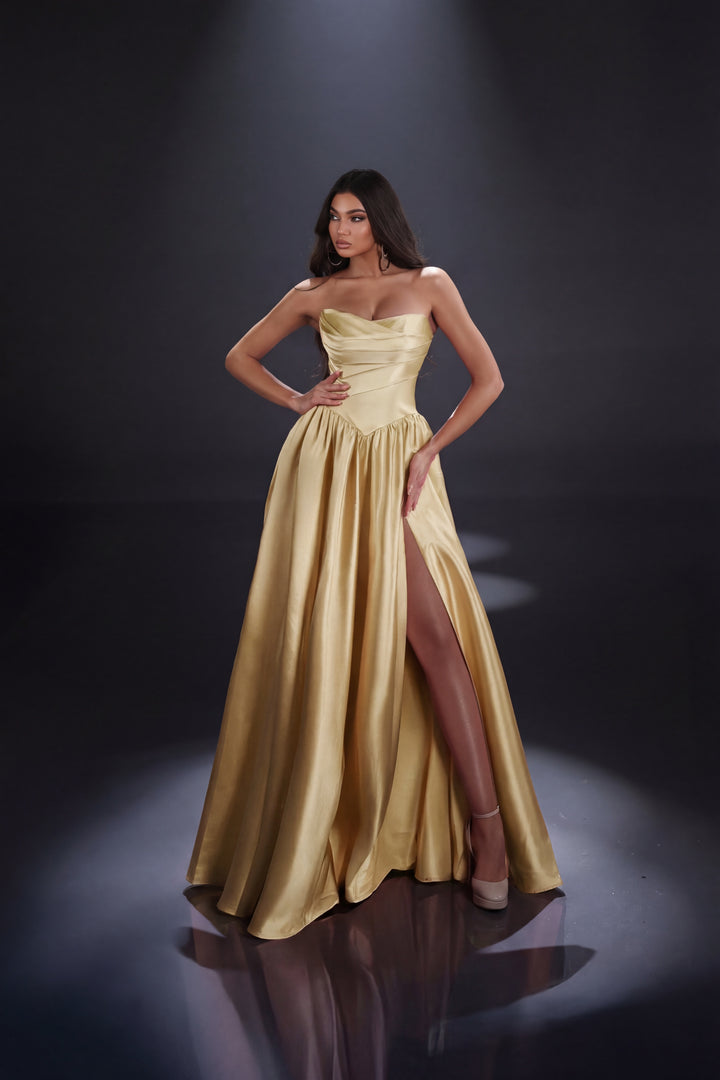 Nicoletta - NC4083 (Available in Light Gold, White, Coral, Burnt Umber and Navy)