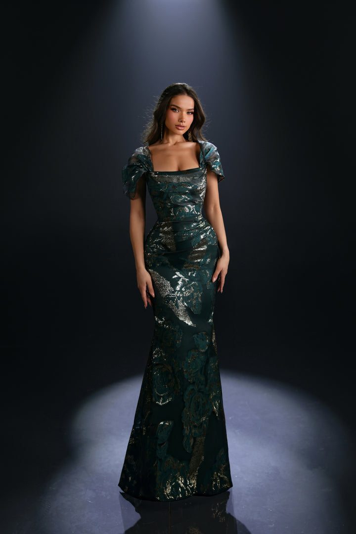 Nicoletta - NC4084 (Available in Midnight, Forrest and Mulberry)