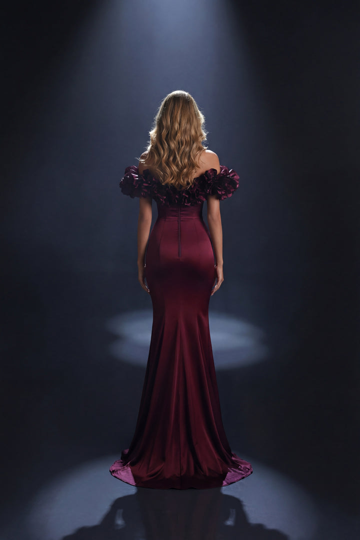 Nicoletta - NC4087 (Available in Ivory, Burnt Umber and Burgundy)