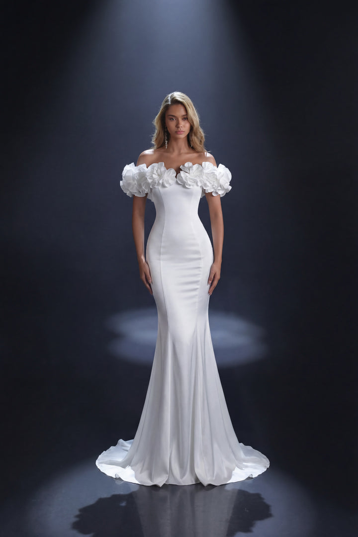 Nicoletta - NC4087 (Available in Ivory, Burnt Umber and Burgundy)