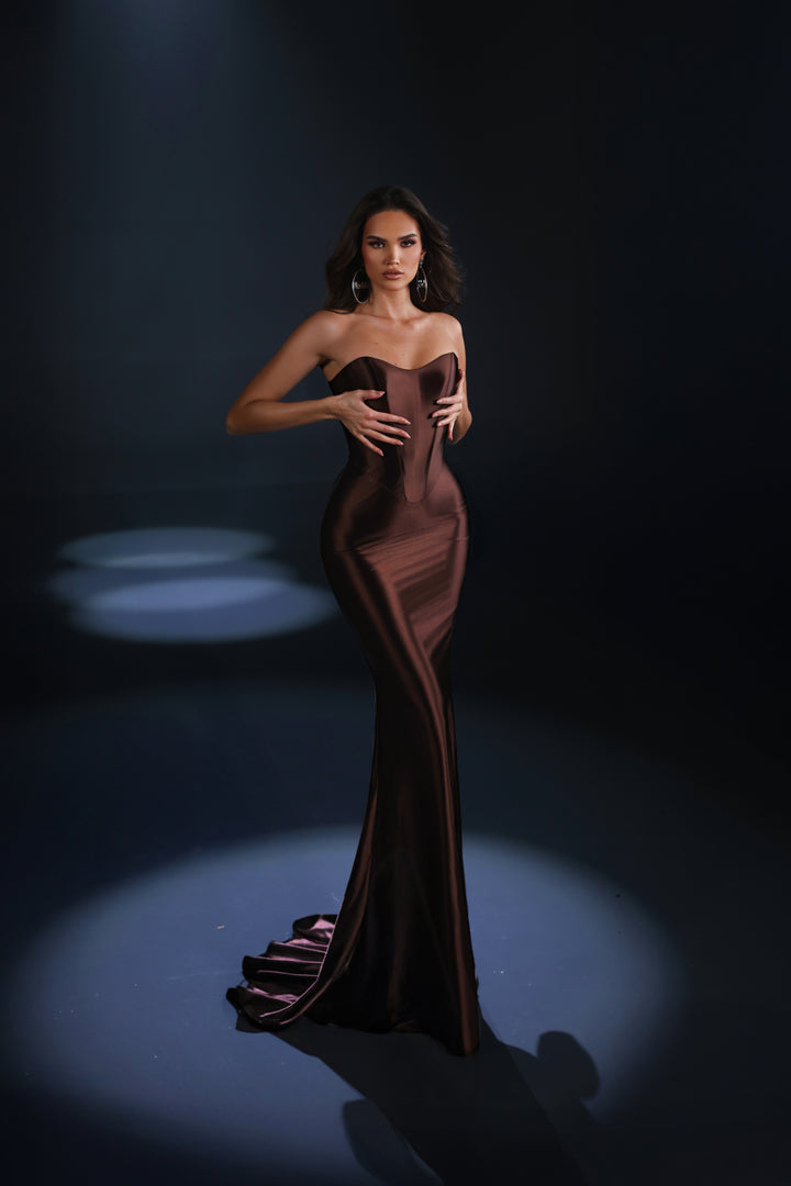 Nicoletta - NC4092 (Available in Champagne, Eucalyptus and Chocolate)