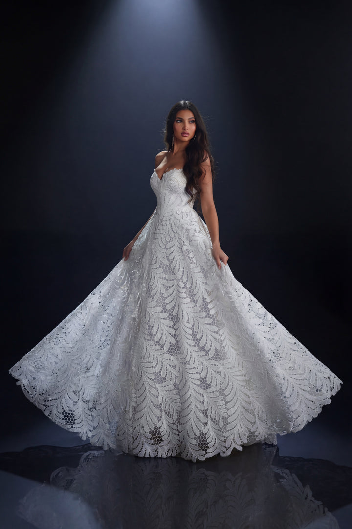 Nicoletta - NC4103 (Available in Ivory and Ivory/Nude)
