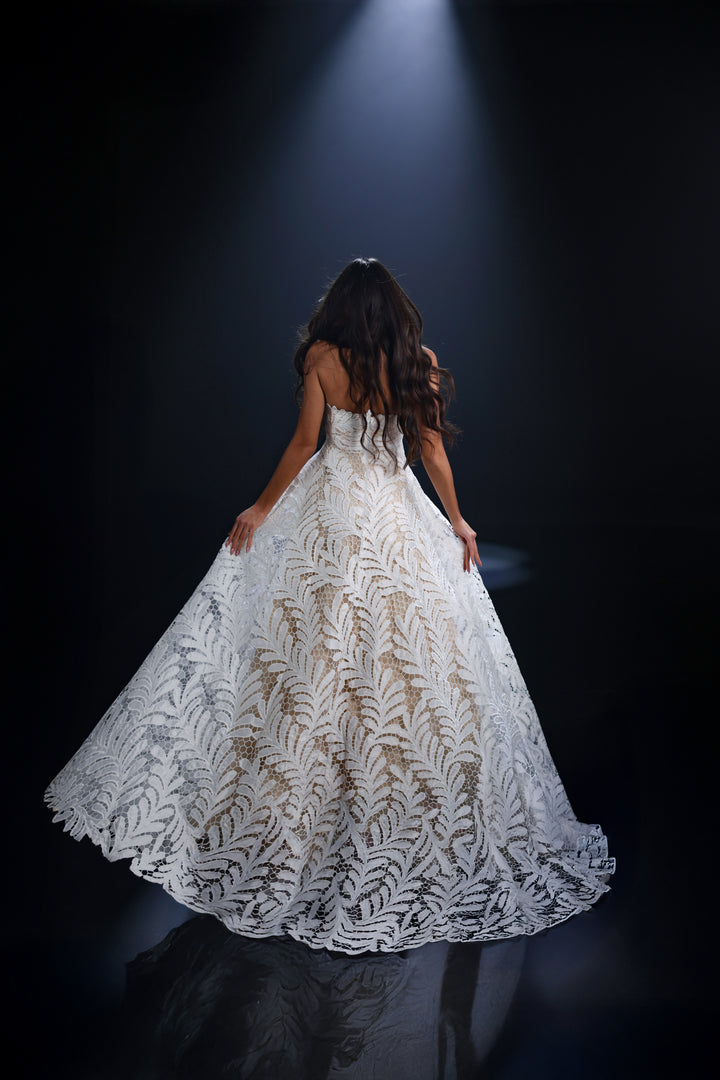 Nicoletta - NC4103 (Available in Ivory and Ivory/Nude)