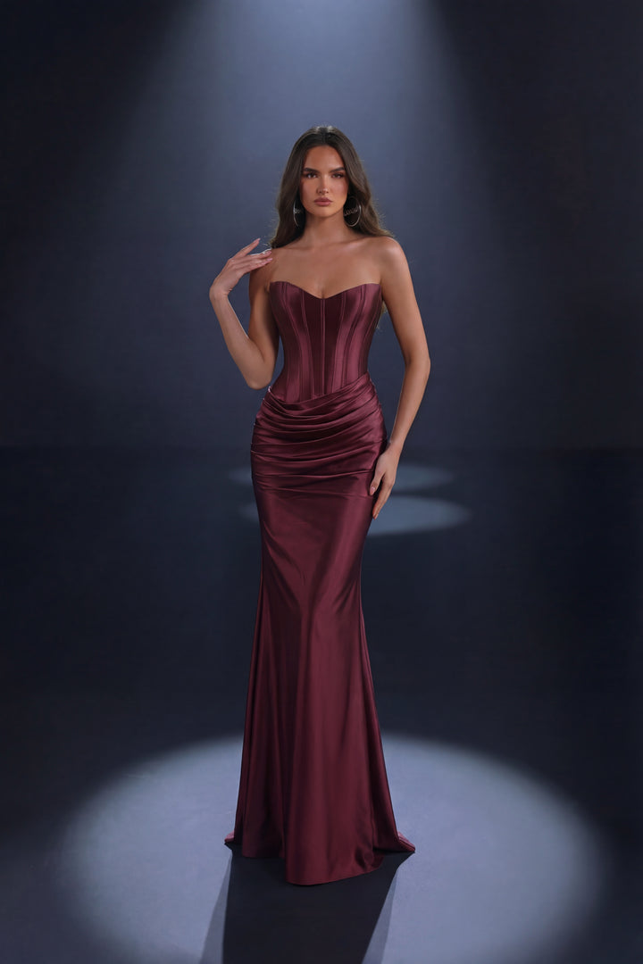 Nicoletta - NC4113 (Available in Ivory, Chocolate and Mulberry)