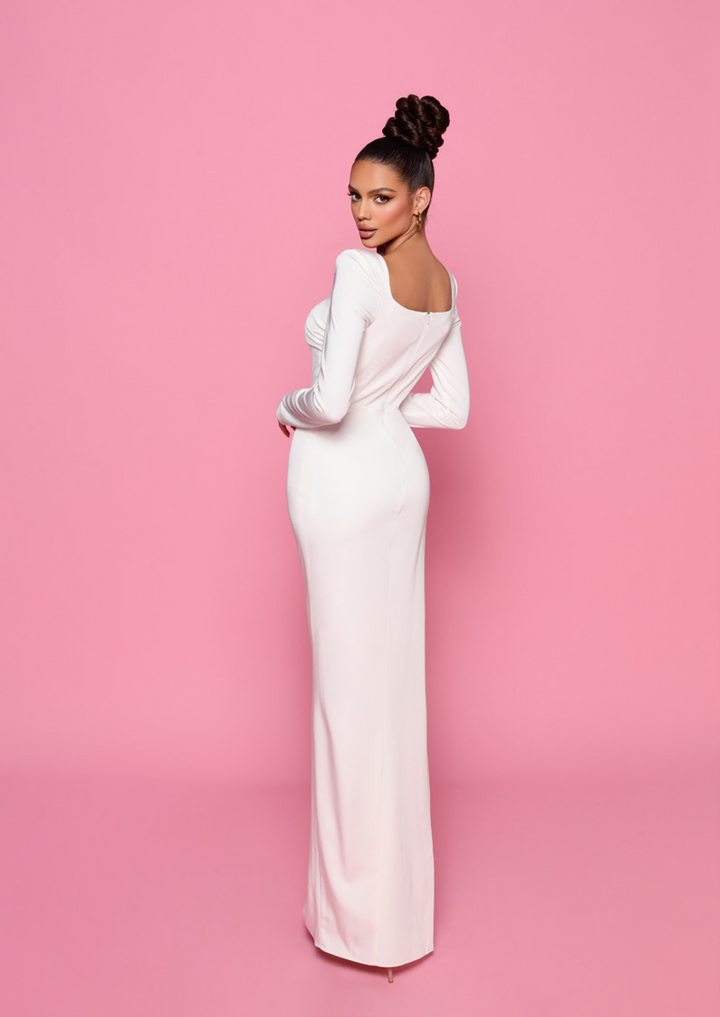 Nicoletta - NP163 (Available in Ivory)