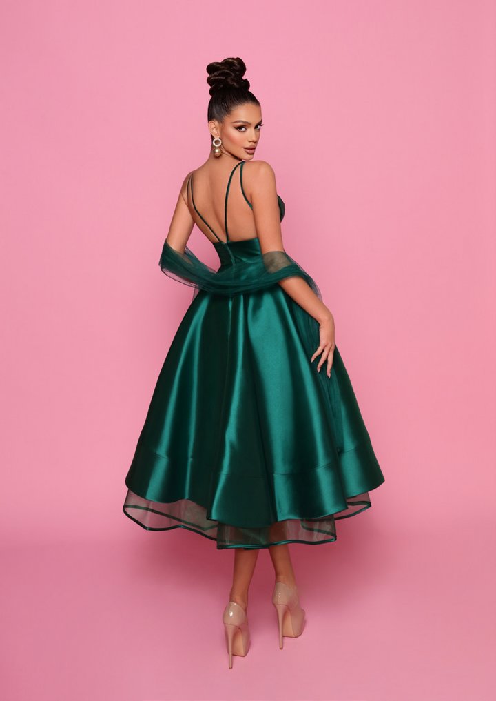 Nicoletta - NP175 (Available Black, Ivory and Emerald Green)