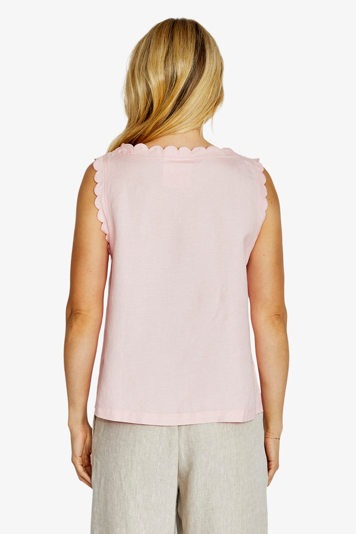 Ping Pong Oakley Scallop Trim Top in Light Pink