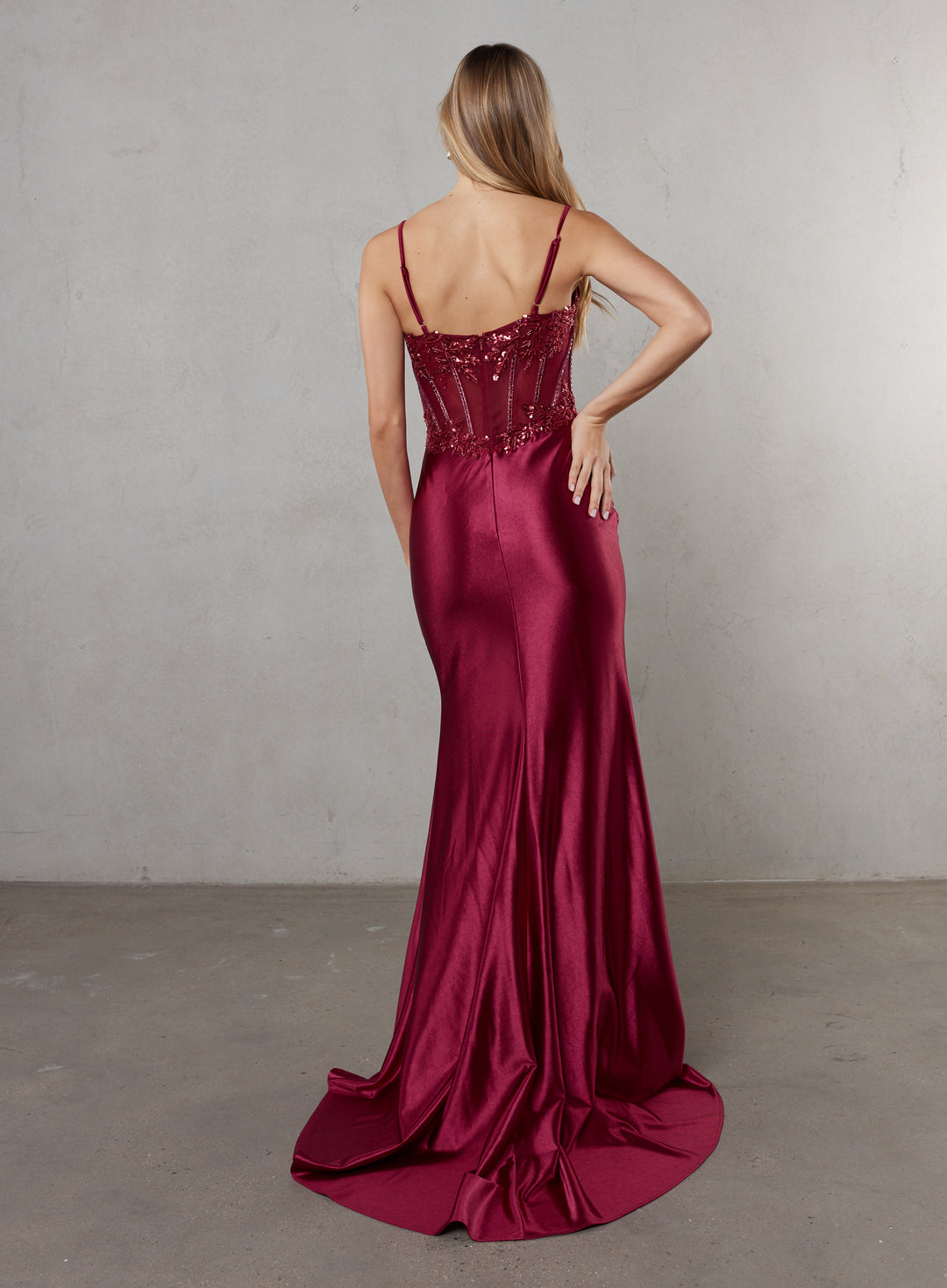 Poseur Foxglove PS2523 Available in Pale Blue, Navy and Red)