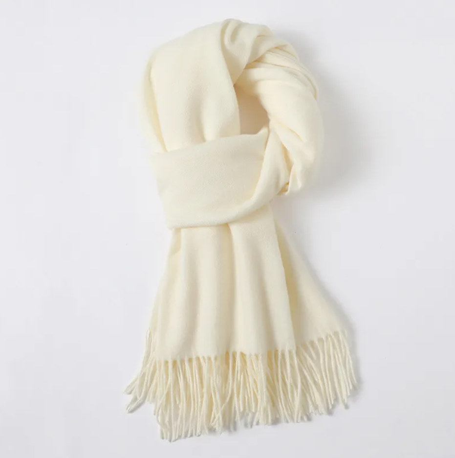 R7 Cosy Cashmere Scarf in Ivory 271