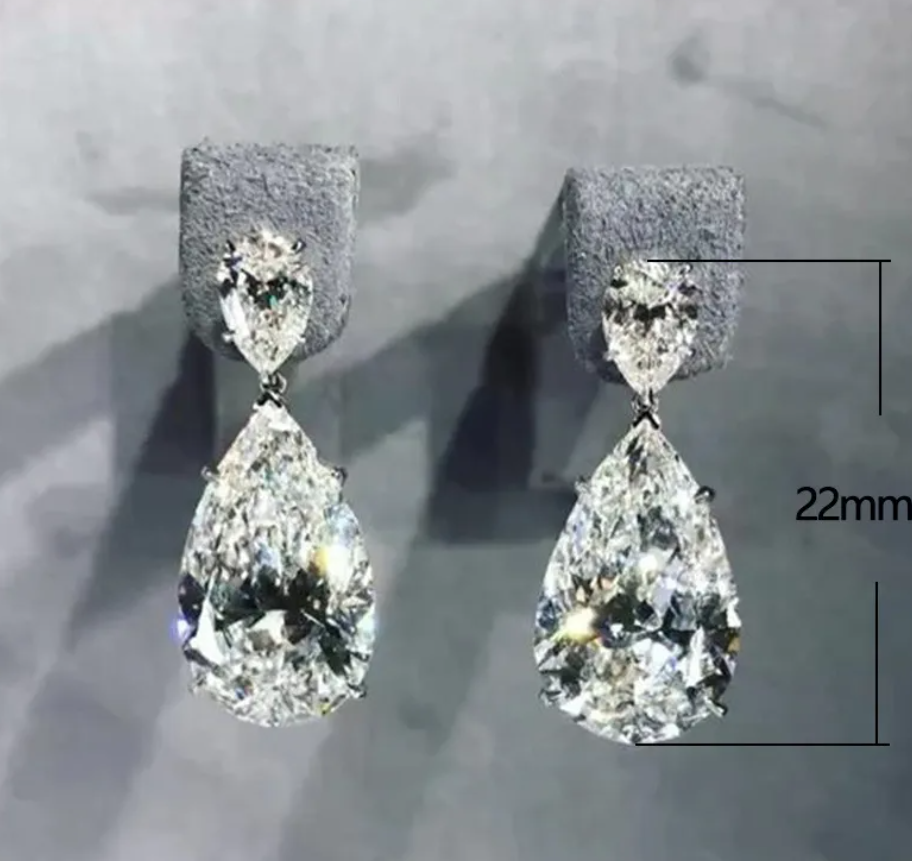R7 Diamante Silver teardrop Earrings 318
