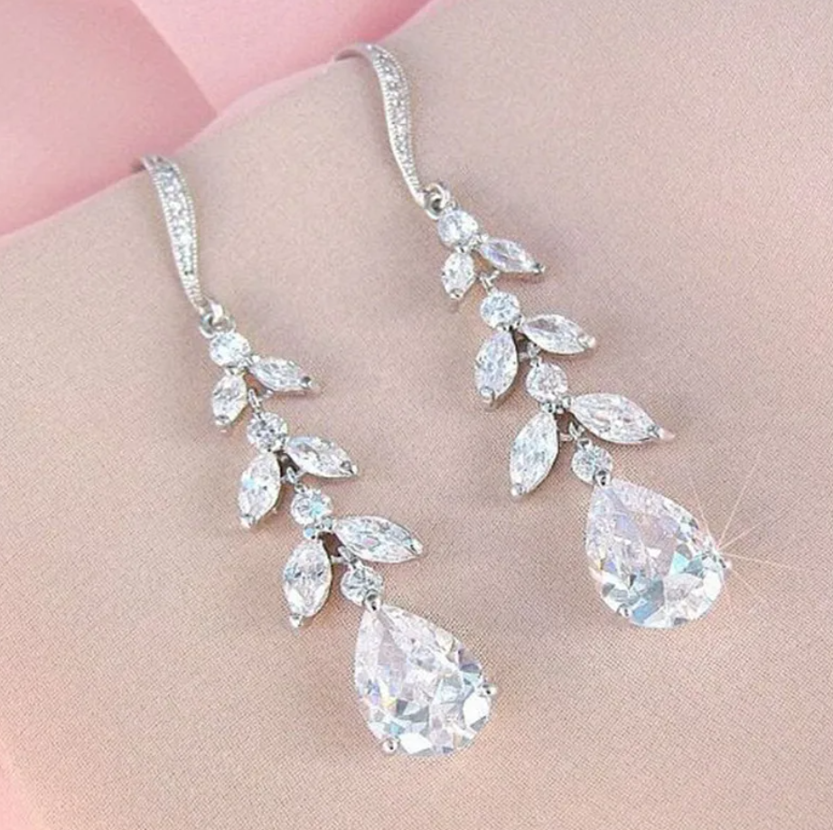 R7 Diamante Cubic Zirconia teardrop Earrings 319