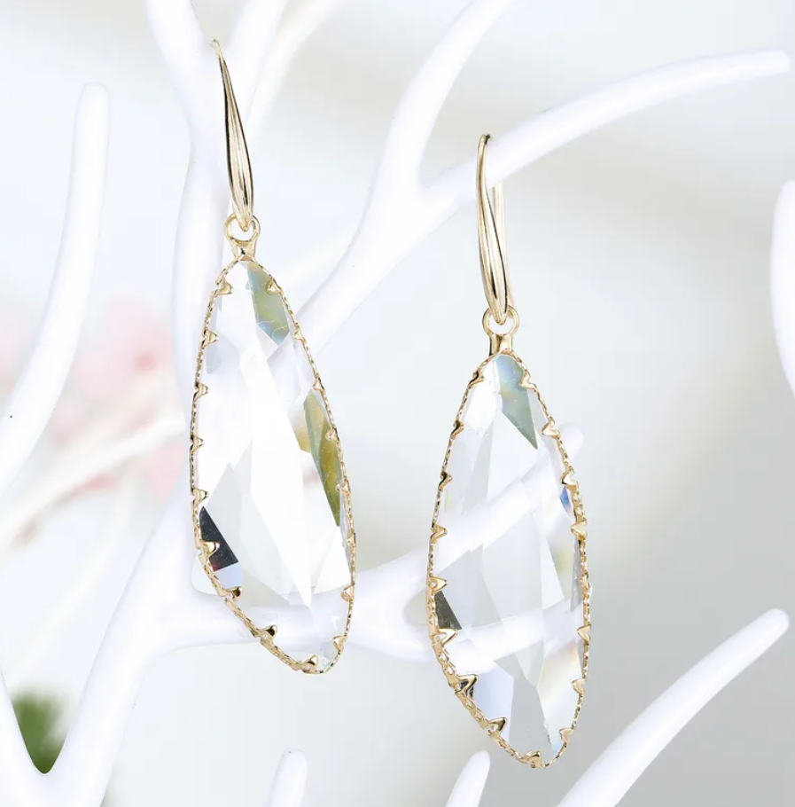 R7 Geometric Drop Earrings Clear 350