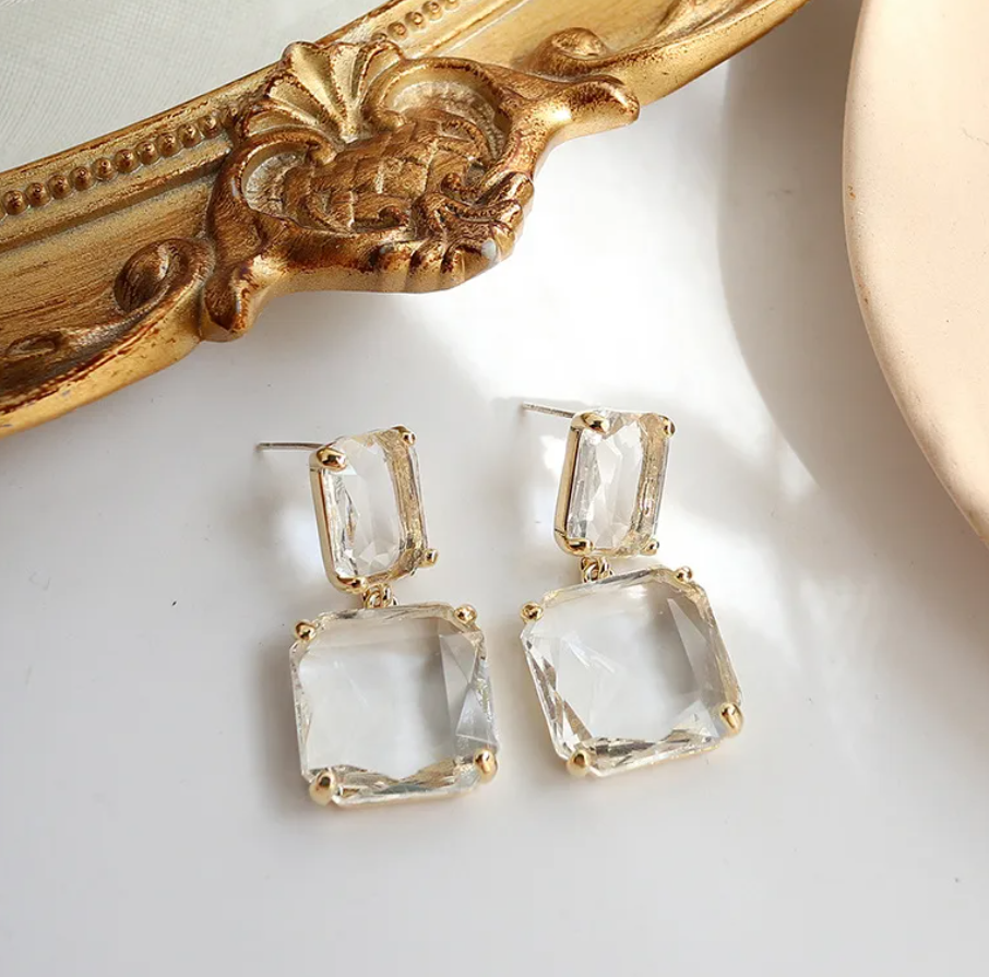 R7 Geometric Square Earrings Clear 355