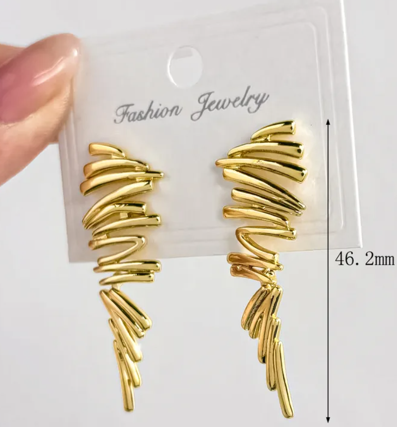 R7 Gold Squiggle Earrings 375