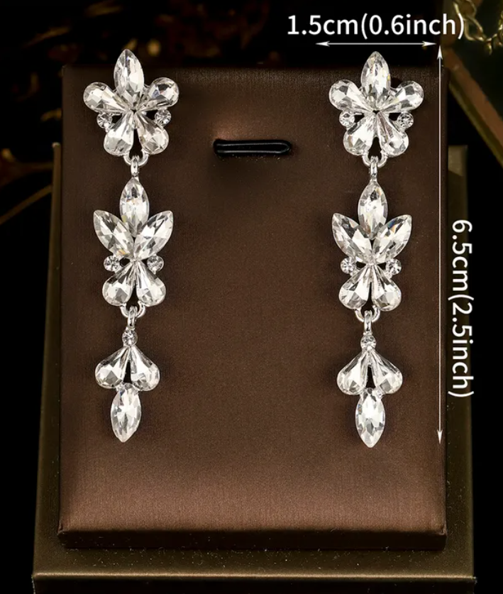 R7 Diamante and Silver Teardrop Earrings 432