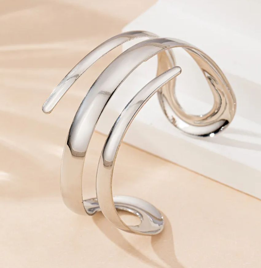 R7 Artistic Wrap Bracelet Silver 445