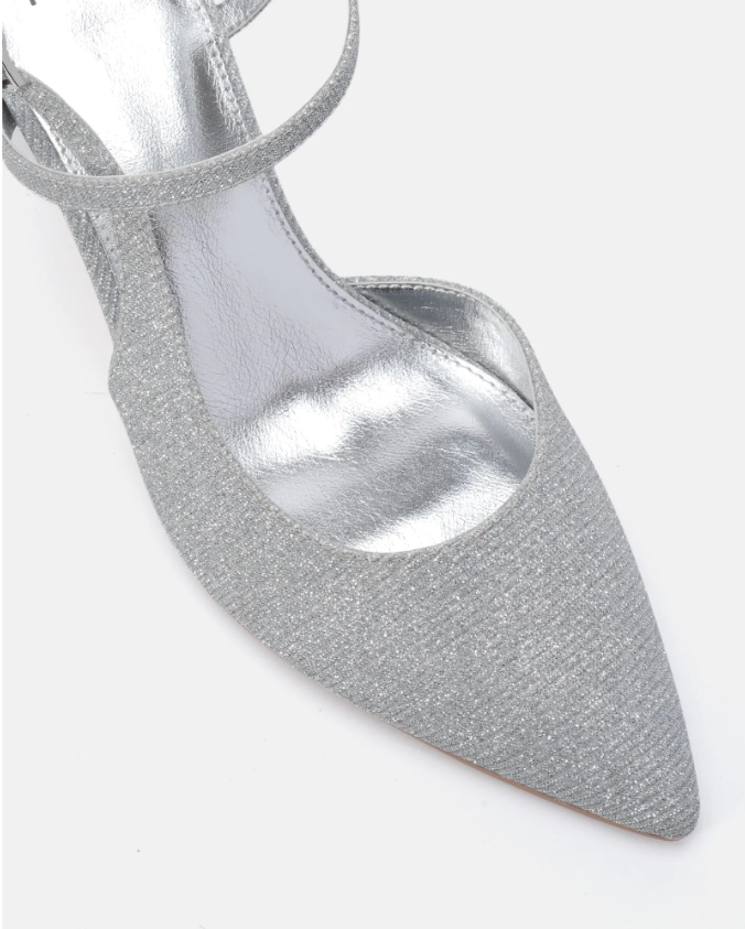Novo Pagoda Silver Heels