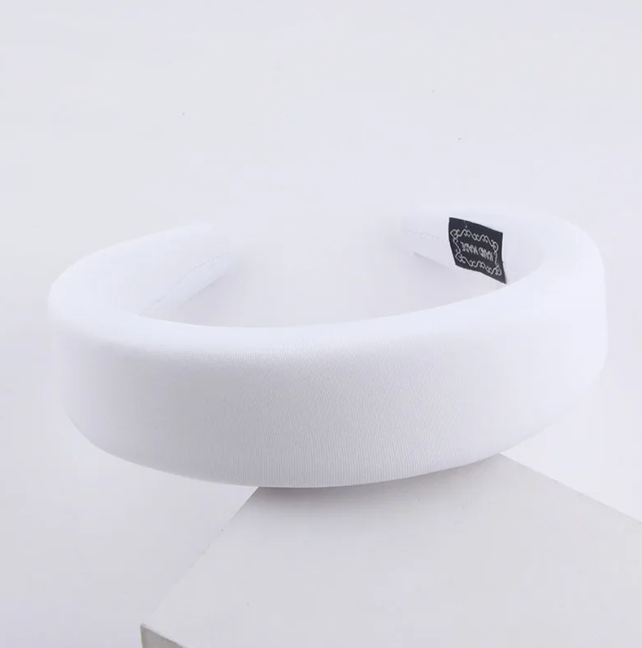 R7 Foam Headband in White 474