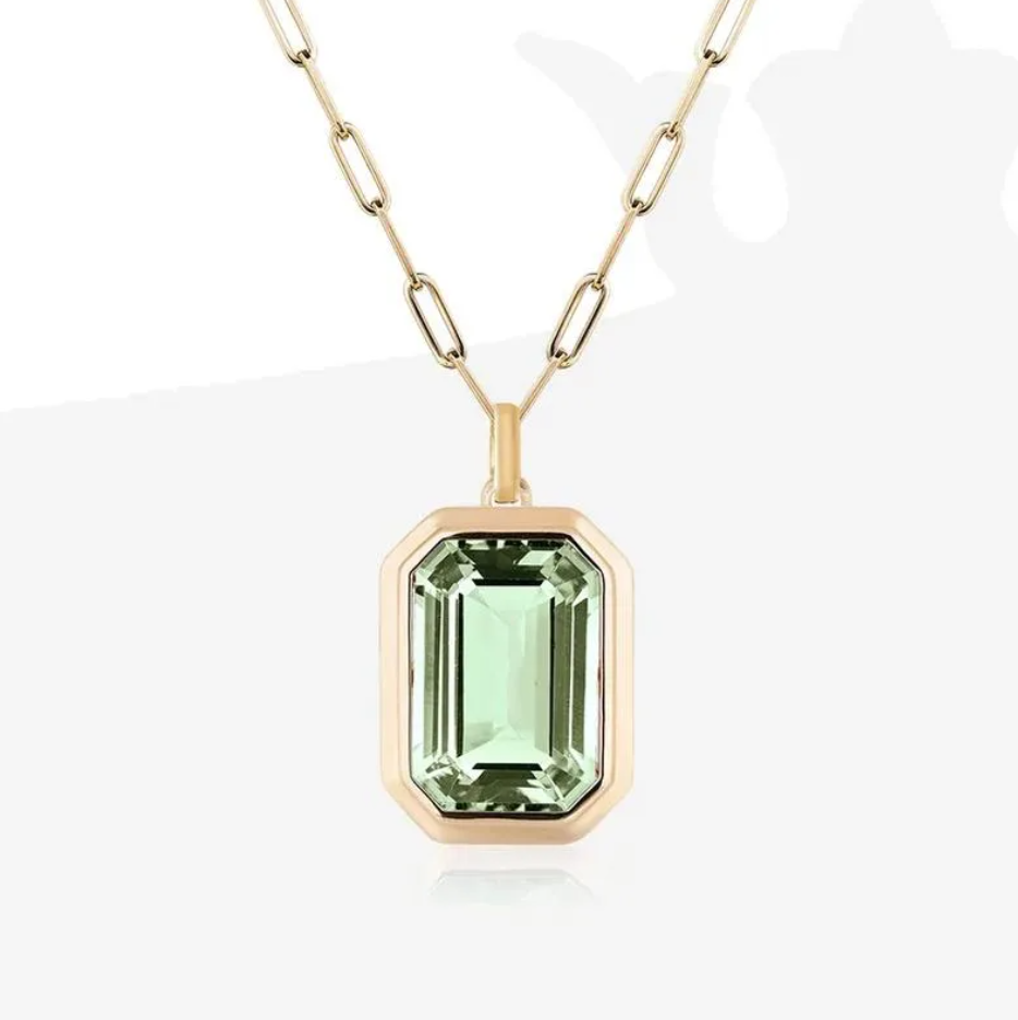 R7 Gold Necklace with Square Green Pendant 501