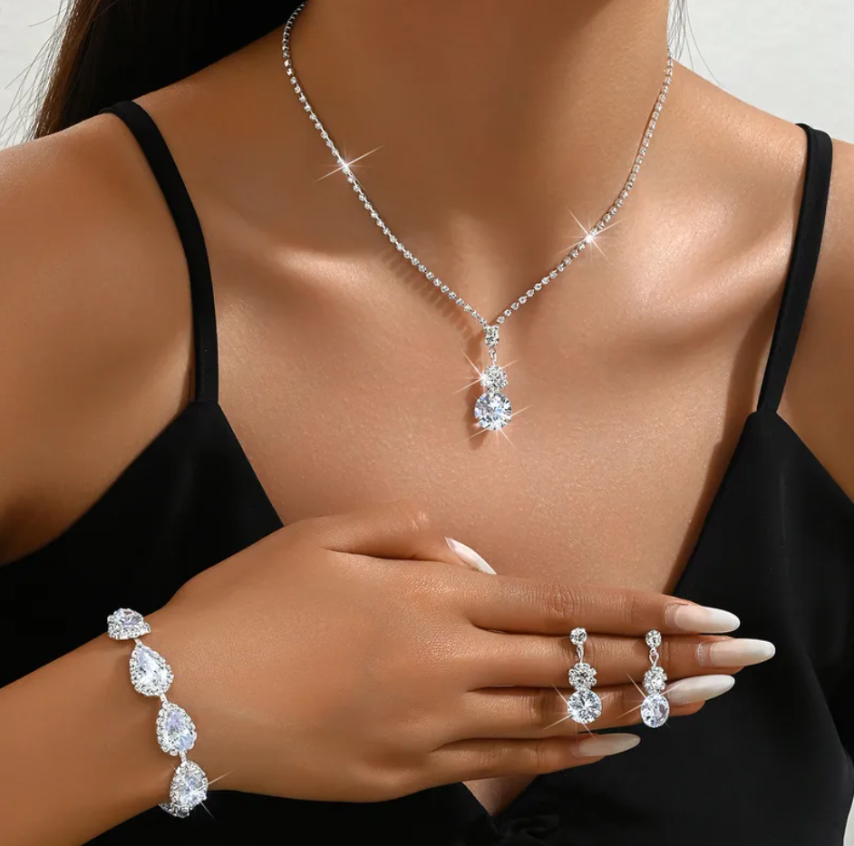 R7 Crystal Pendant 3pce Necklace set 514