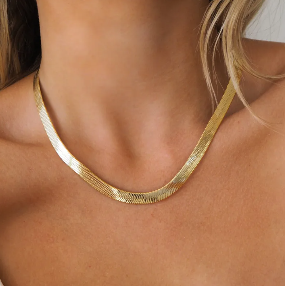 R7 Single Wide Gold Snake Chain Necklace 522