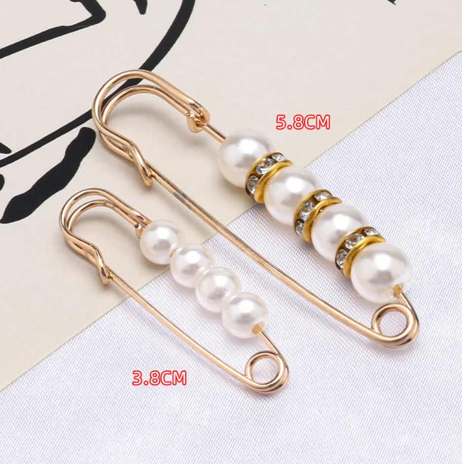 R7 Brooches set of 2 539