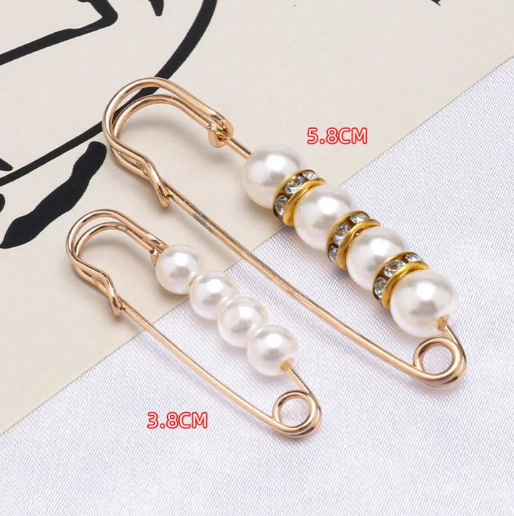 R7 Brooches set of 2 539