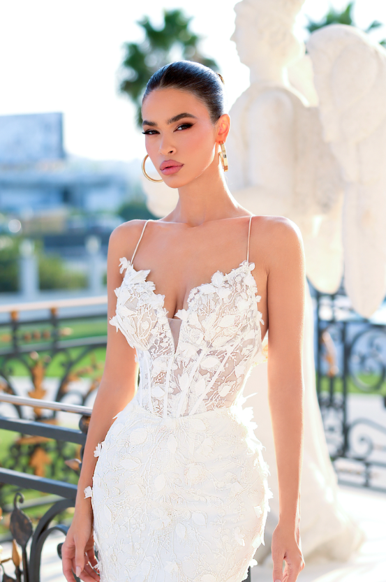 Tina Holly - TW120 Glory (Available in White)
