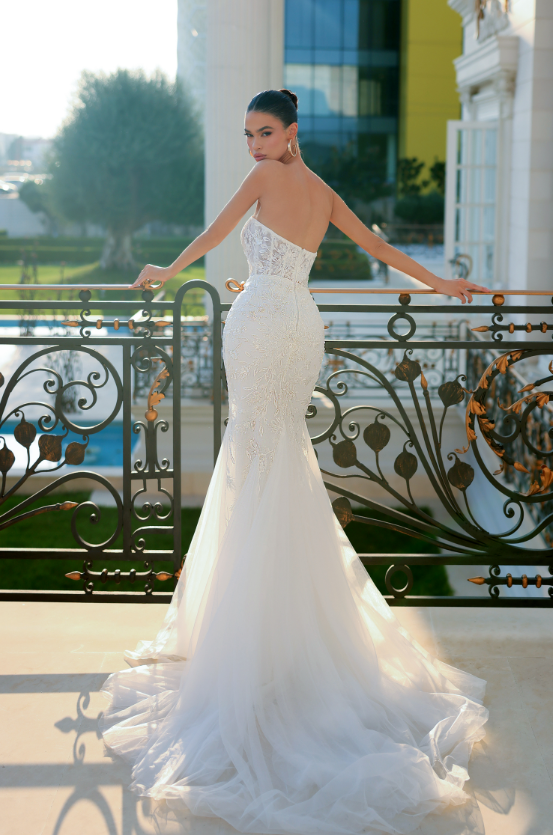 Tina Holly - TW122 Shimmer (Available in Ivory)