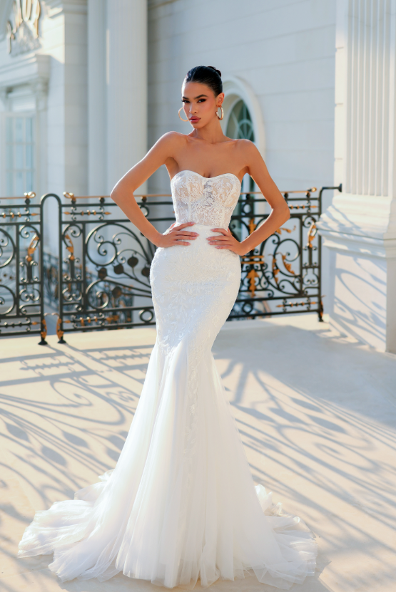 Tina Holly - TW122 Shimmer (Available in Ivory)