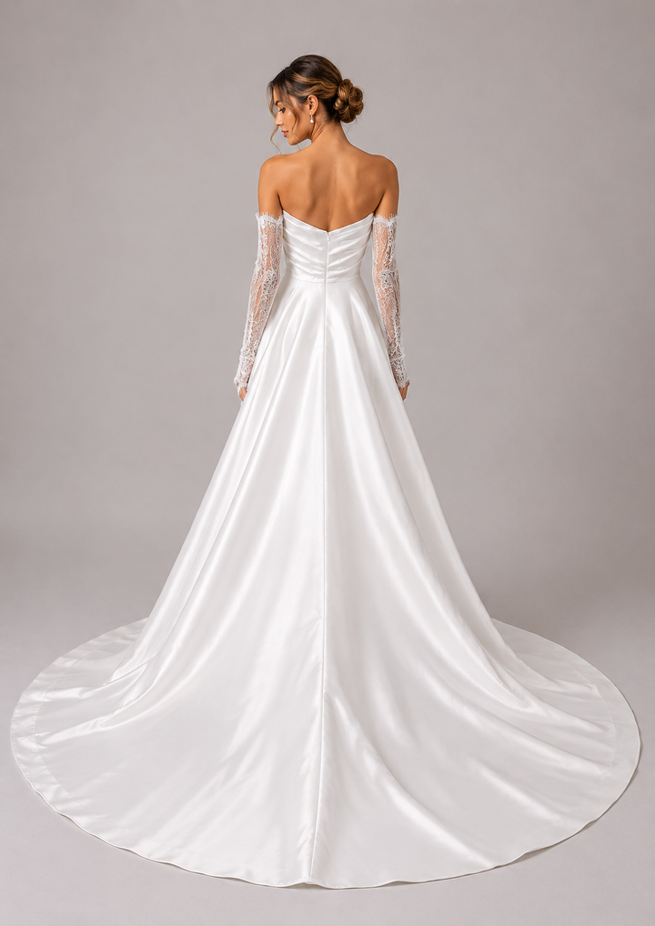 Runway 7 Bridal Brianne VS016- Available in Vintage White in Satin