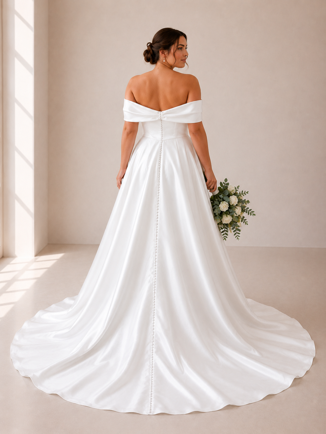 Runway 7 Bridal Margret VS046- Available in Vintage White in Satin