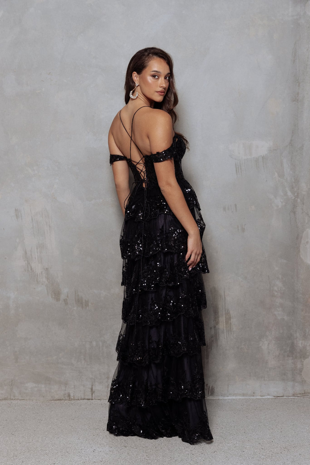 Poseur Coco PS2413 (Available in Black)