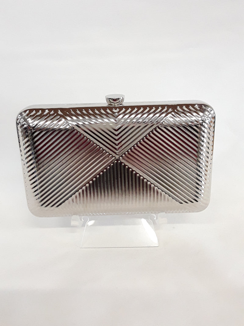 Clutch silver with silver clasp MO528