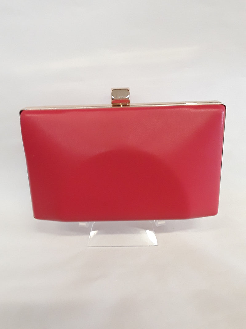 Clutch red with gold clasp 7799