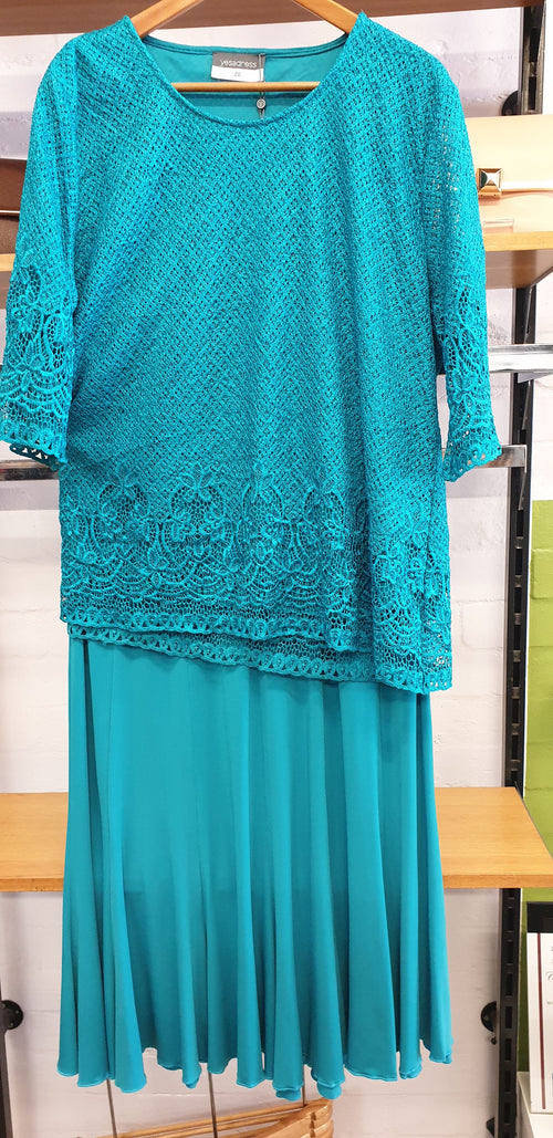 Yesadress woven lace short sleeve top in Teal or Shiraz Y307