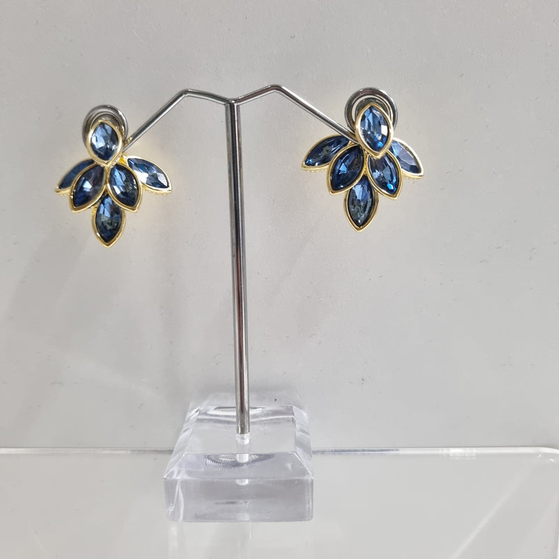 De Cavalier Blue rhinestone reverse stud earrings 406