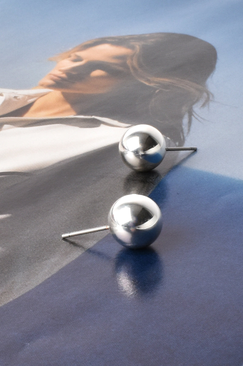 10mm Ball Earrings in Silver AEC1914