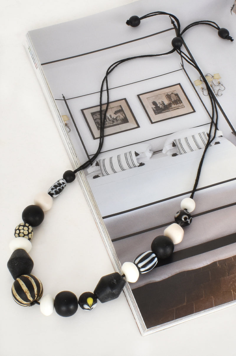 Adorne Peru Mixed Bead Necklace in Black ANA2545