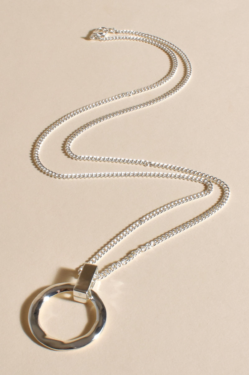 Fine Ring Drop Pendant Necklace in Silver AND1946