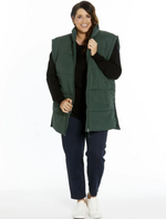 Betty Basics Brooklyn Puffer Vest in Leaf Green