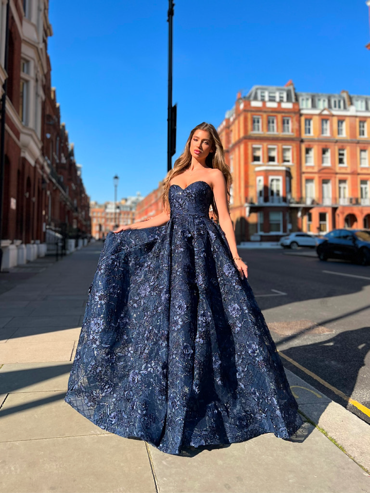 Jadore - JX5077 (Available in Wine, Dove Blue, Navy and Ivory)