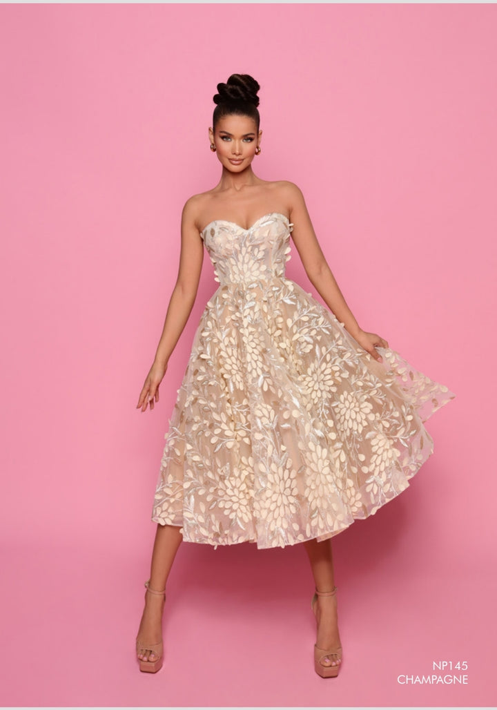 Nicoletta - NP145 (Available Ivory, Black and Champagne)
